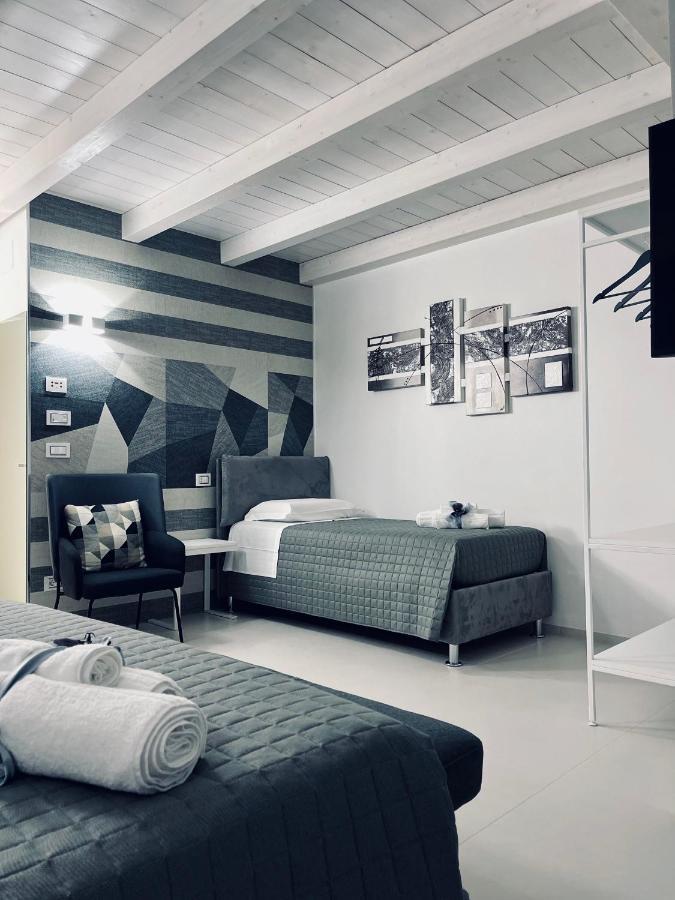 Residence Old Stories Barile Luaran gambar